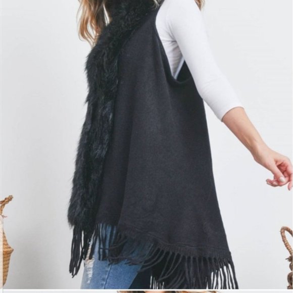Knit Sweater Vest / Shawl /Cover up with faux fur - Picture 5 of 7
